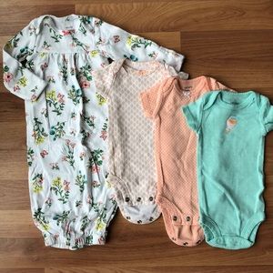 ⭐️ 3/ $10 Carters Onesie Bundle Newborn